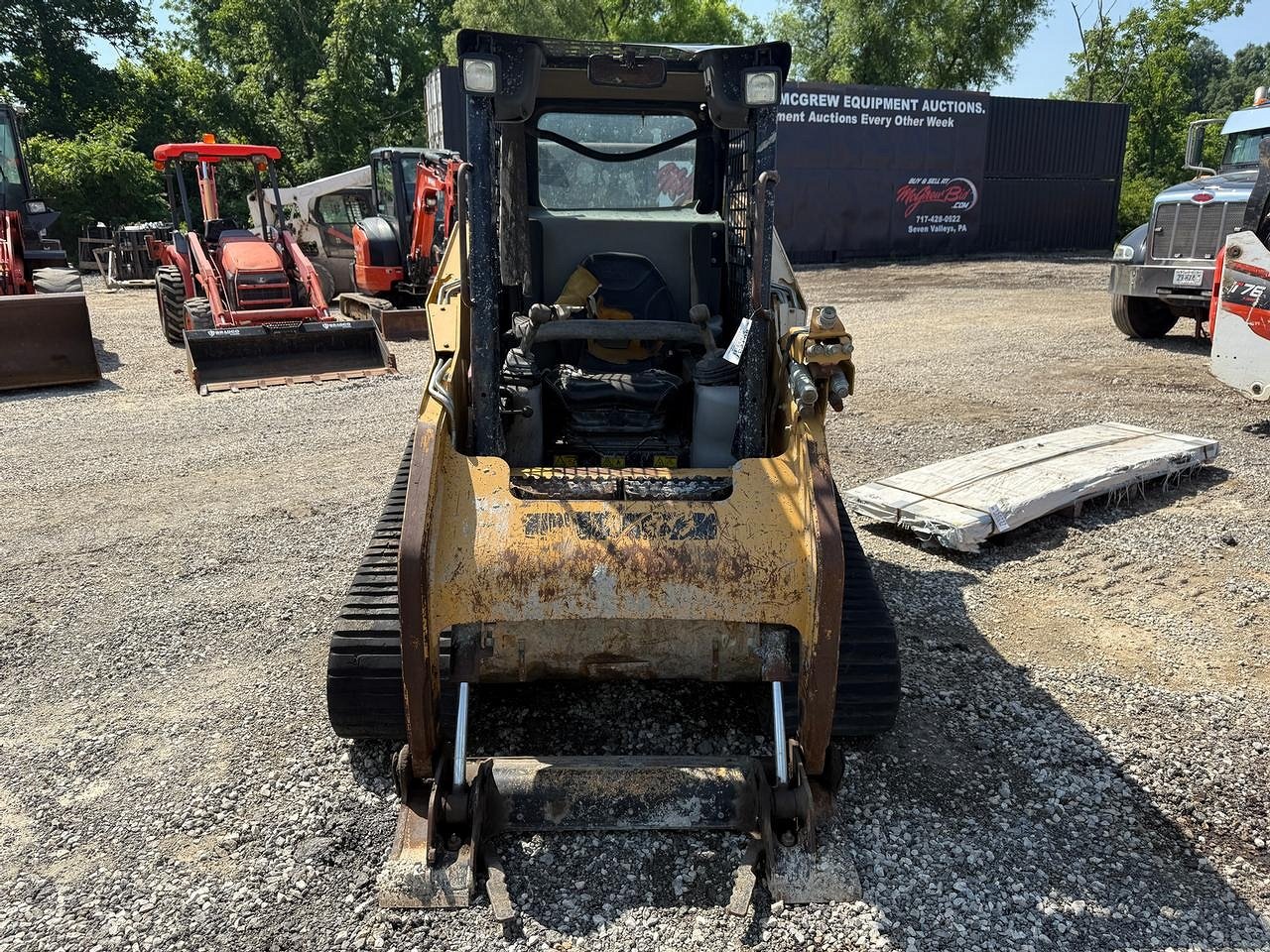 Caterpillar 257B2 Skid Steer Loader